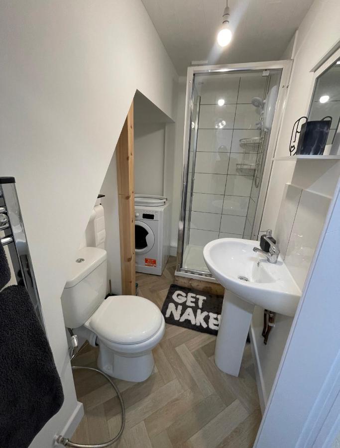 Unique Duplex Apartment Free Parking Free Wi-Fi 6 Minutes From Leeds City Centre Dış mekan fotoğraf